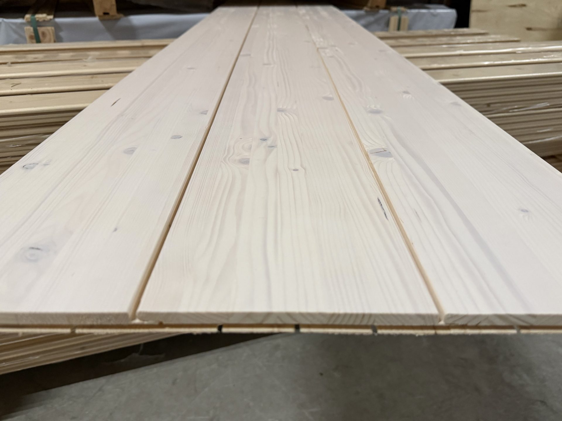 Valkolakatut-valkoiset sisustuspaneelit 14x95-120-175x2200-2370mm STP-STS4 PP