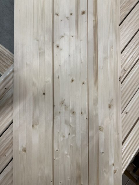 Sisustuspaneeli 15x175x2370mm STS4 päätypontattu mänty - Image 6